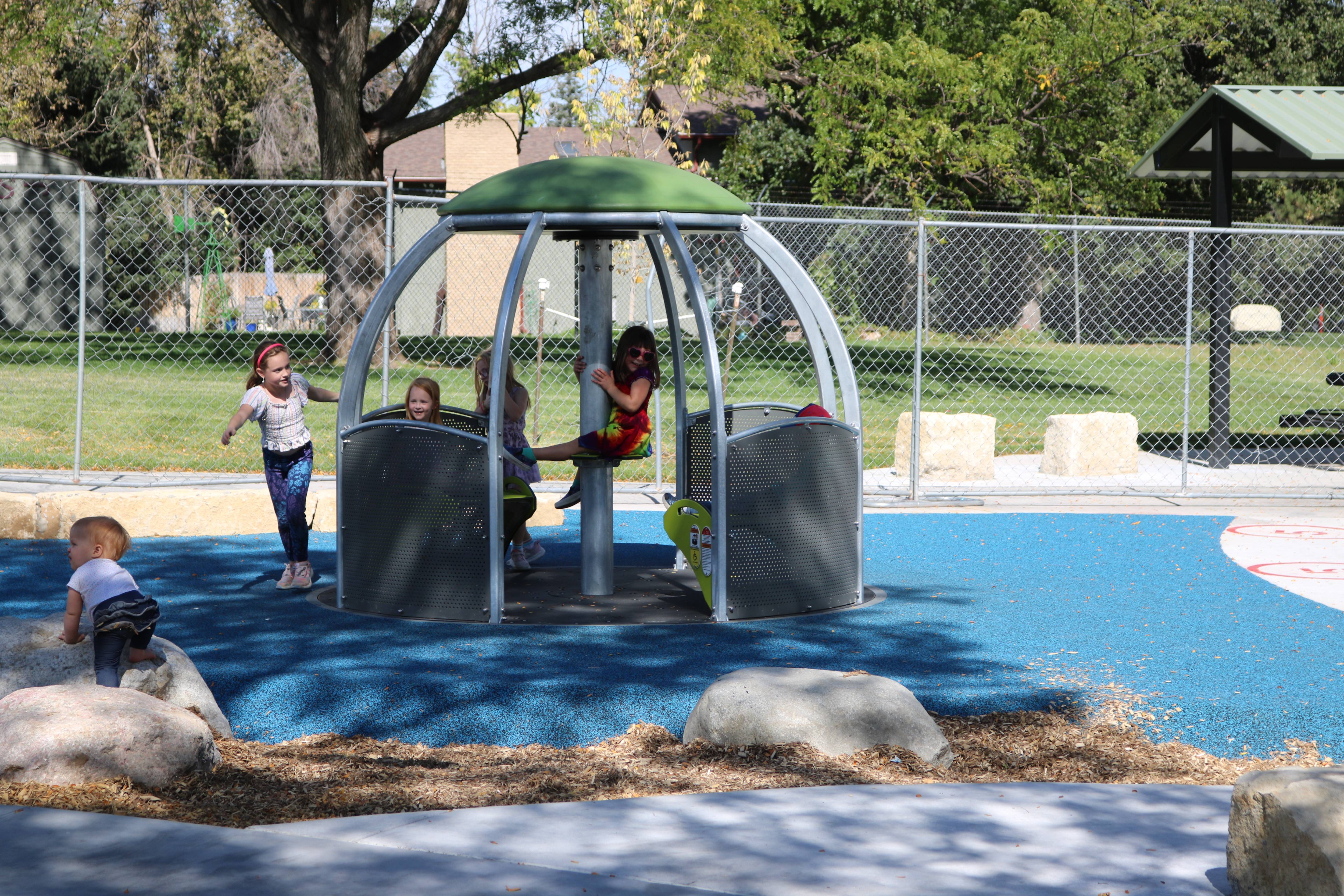 Centennial Park twirl-around